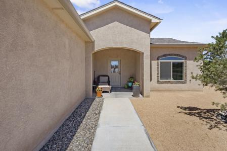 7 Fox Den Road, Los Lunas, New Mexico 87031, USA