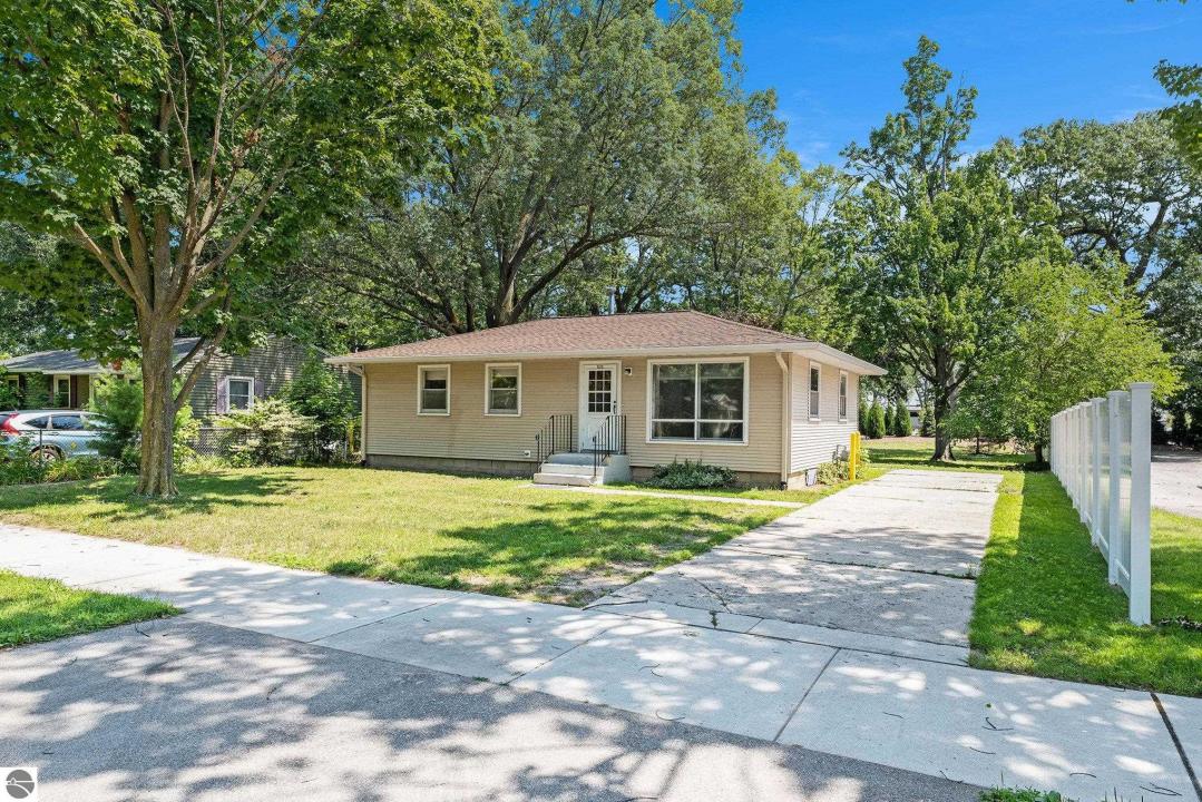 833 Fern Street, Traverse City, 미시건 49686, 미국