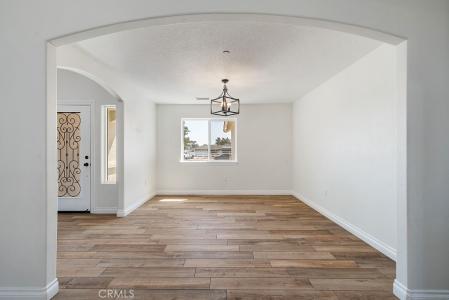 7350 Minstead Avenue, Hesperia, 加利福尼亚州 92345, 美国