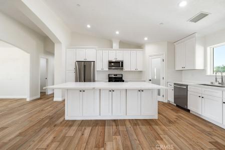 7350 Minstead Avenue, Hesperia, 加利福尼亚州 92345, 美国