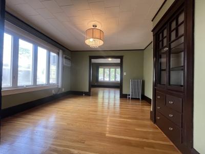 128-130 Clarence, Everett, ماساتشوستس 02149, الولايات المتحدة