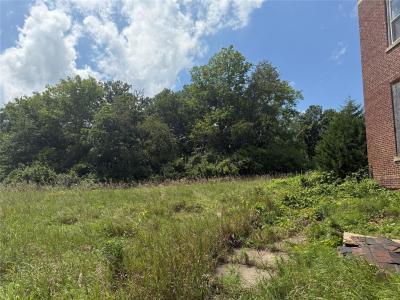 8227 Geneva Street, Indianola, 愛荷華州 55435, 美國