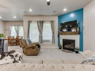 20629 Twisted Oak Road, Harrah, Oklahoma 73045, Stati Uniti