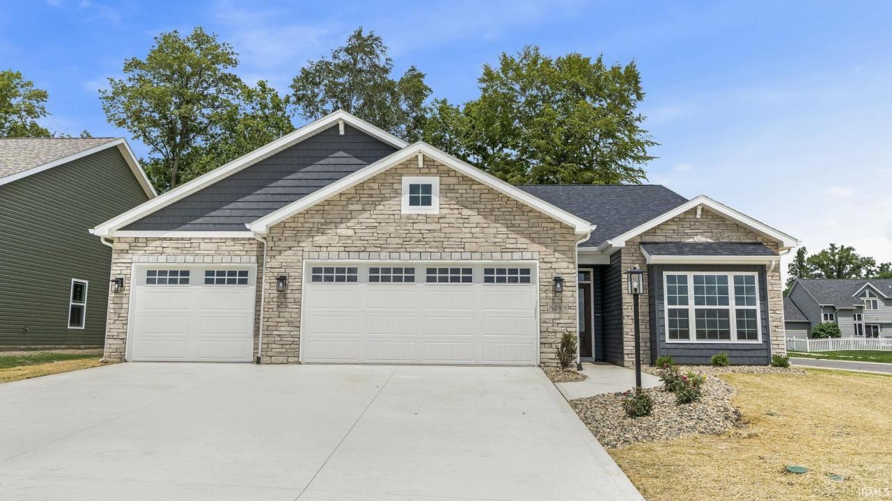 8289 Caverango Boulevard, Fort Wayne, Indiana 46815, Estados Unidos