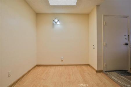 9600 Van Nuys Boulevard , 206, Panorama City, Califórnia 91402, Estados Unidos