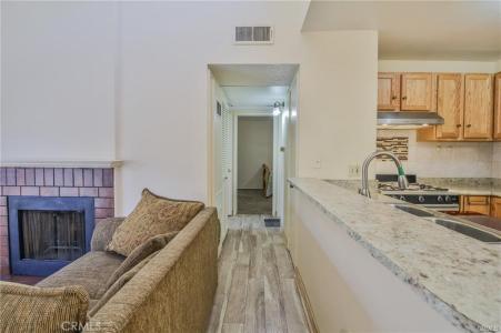 9600 Van Nuys Boulevard , 206, Panorama City, Califórnia 91402, Estados Unidos