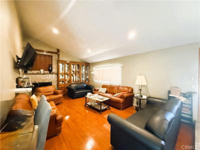 2302 8th Street, La Verne, كاليفورنيا 91750, الولايات المتحدة