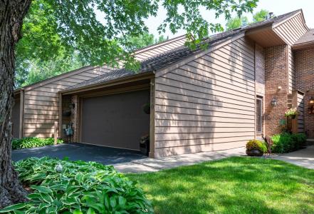 11270 36th Place N, Plymouth, Minnesota 55441, USA