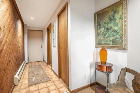 1 Marine Drive , 1 & 3, Michigan City, Indiana 46360, Estados Unidos