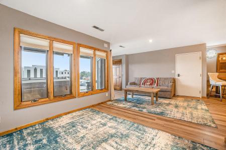 1 Marine Drive , 1 & 3, Michigan City, Indiana 46360, Estados Unidos