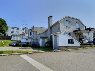 1-1A Rue Dollard, Rivière-du-Loup, Quebec G5R 1S9, Canadá