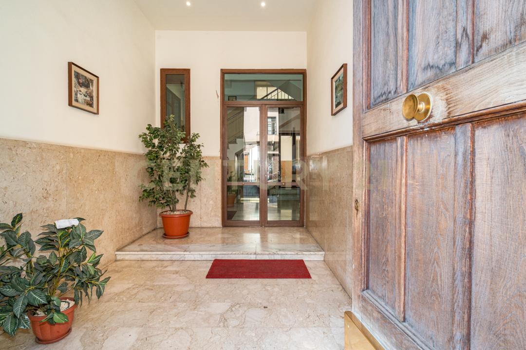 Catania, Sicilia 95122, İtalya