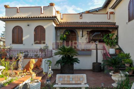 Giarre, Sicilia 95014, Italy