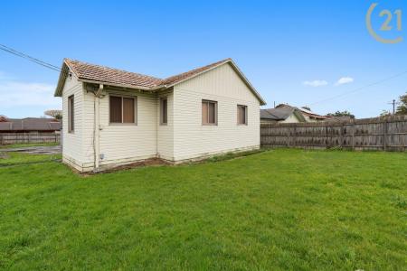 8 Curtin Crescent, Dandenong North, VIC 3175, Australia