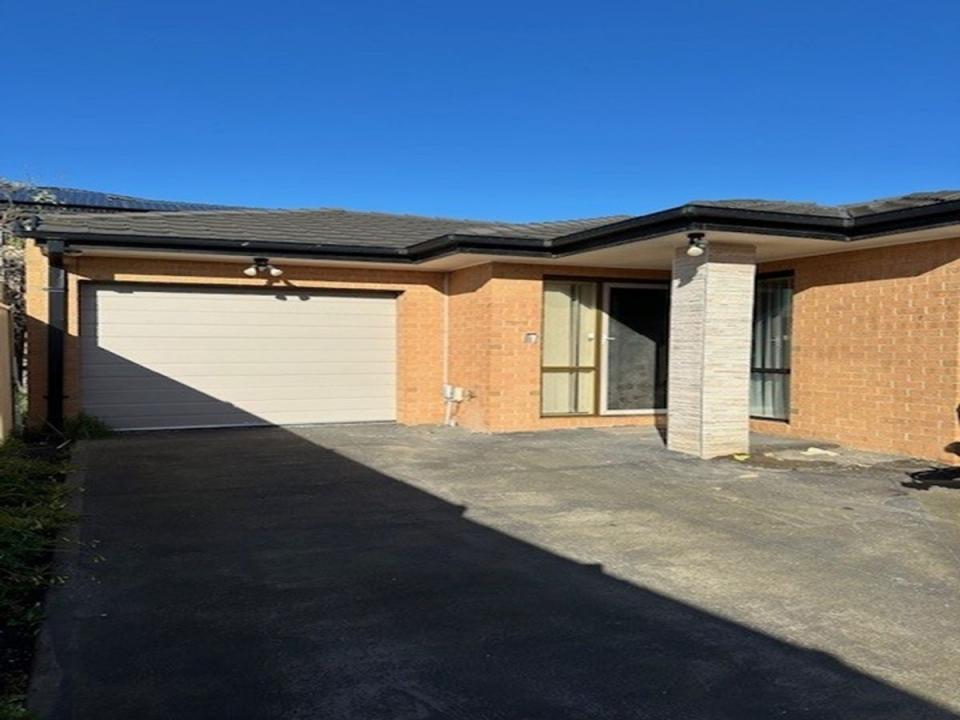 4/13 Sheales Street, Dandenong, VIC 3175, Australia