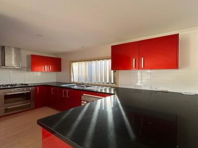 4/13 Sheales Street, Dandenong, VIC 3175, Australia