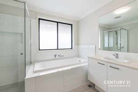 10 Gulgong Crescent, Rouse Hill, NSW 2155, أستراليا