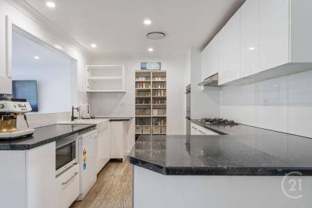8 Greenfields Road, Harvey, WA 6220, Australia