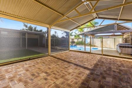16 Hanson Way, Dudley Park, WA 6210, Australia