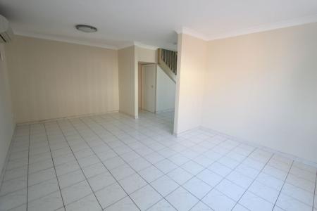 3A Eva Avenue, Green Valley, NSW 2168, Australia