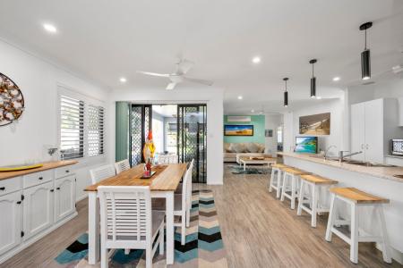 31 Greentree Circuit, Bushland Beach, QLD 4818, Australia