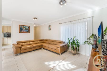 2/87 Memorial Avenue, Liverpool, NSW 2170, Australia