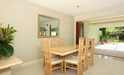 6001B The Boulevarde, Benowa, QLD 4217, Australia