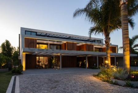 Carrasco Barrios con Seguridad, Montevideo 00001, Uruguay