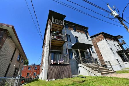 11230 Av. de Paris, Montréal (Montréal-Nord), ケベック H1H 4L1, カナダ
