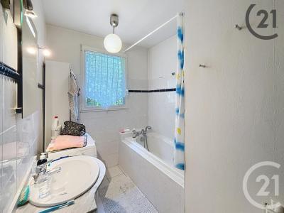 Auxerre, Bourgogne 89000, France