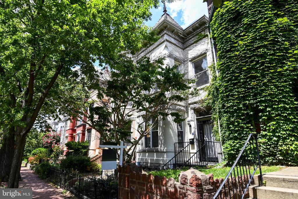 11 R Street NW, Waszyngton, Washington D.C. 20001, USA