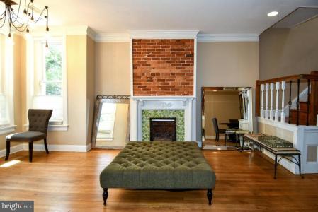 11 R Street NW, Waszyngton, Washington D.C. 20001, USA