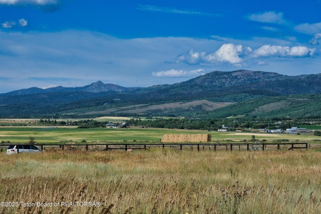 1570 LARSEN Lane, Driggs, Idaho 83422