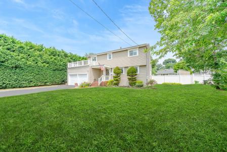 49 Iroquois Street, Massapequa, 紐約州 11758, 美國