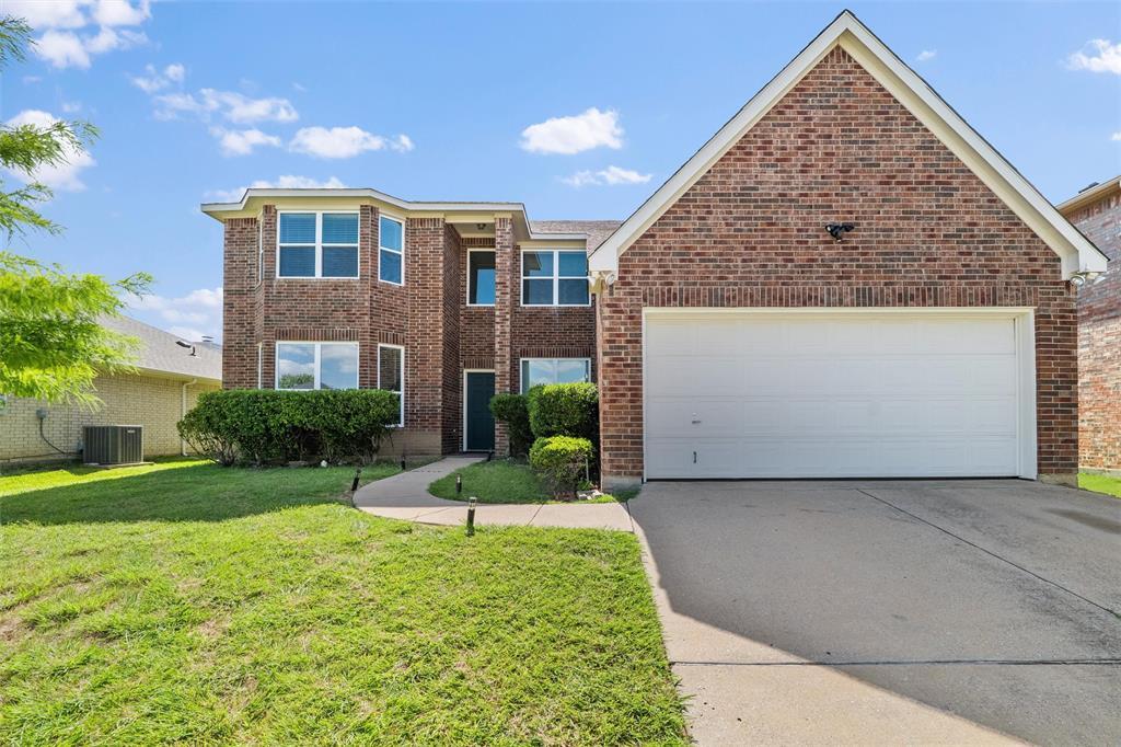 7000 Snowy Owl Street, Arlington, Texas 76002