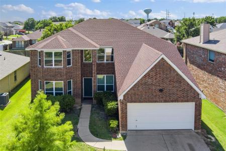 7000 Snowy Owl Street, Arlington, Texas 76002