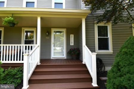 709 Wynnewood Dr , Yardley, Pennsylvania 19067