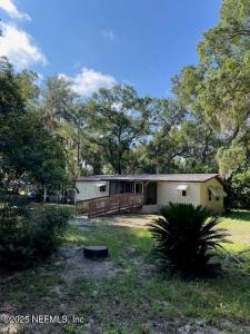 127 Blossom Trail, Crescent City, Florida 32112, USA