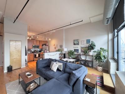 1224 W Van Buren Street , 506, Chicago, Illinois 60607, USA
