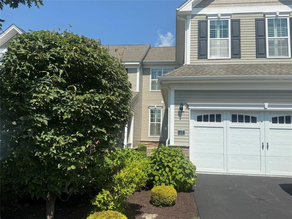 15 Evan Court, Fishkill, New York 12524