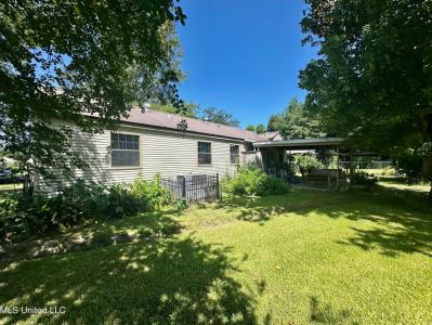 415 Bolton Brownsville Road, Bolton, Mississippi 39041, USA