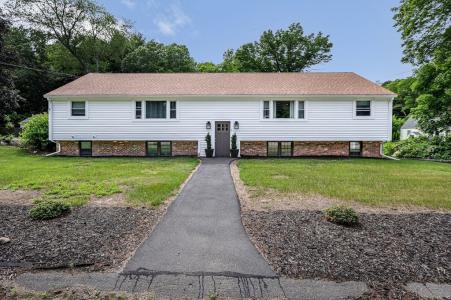 7 Washington St, Groveland, Massachusetts 01834, USA