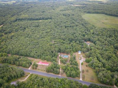 10732 N. Federal Road, Howard City, Michigan 49329, USA