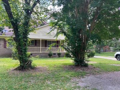 413 W Church Street, Williamston, North Carolina 27892