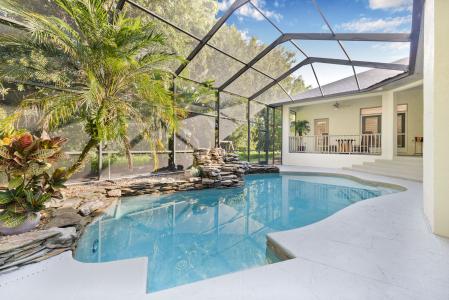 5243 Fox Hunt Drive, Wesley Chapel, Florida 33543, USA