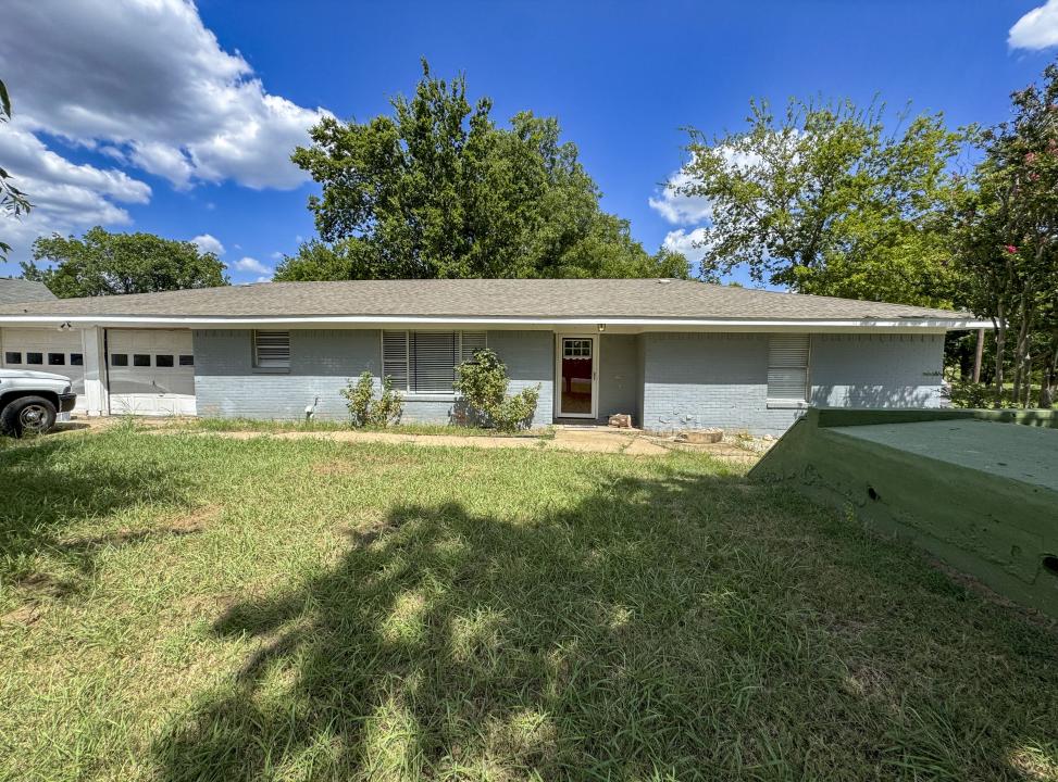 121 S Bois d'Arc Street, Bonham, Texas 75452, Estados Unidos