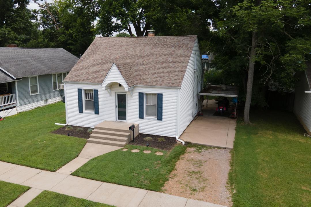 2124 Clarke St, Murphysboro, Illinois 62966, USA