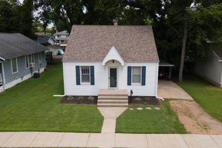 2124 Clarke St, Murphysboro, Illinois 62966, USA