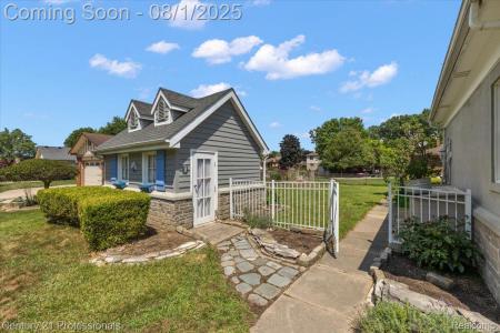 40205 Ashland Drive, SterlingHeights, Michigan 48313, USA