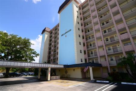 3575 Broken Woods Dr #502, Coral Springs, Flórida 33065, Estados Unidos